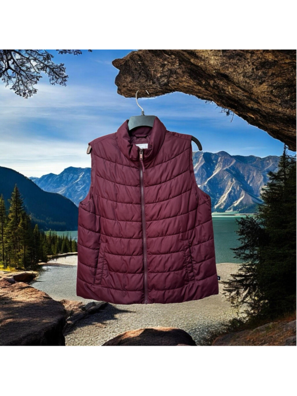 GAP Water-Resistant Puffer Vest Womens Large Burgundy Full Zip Fall Vest Pockets